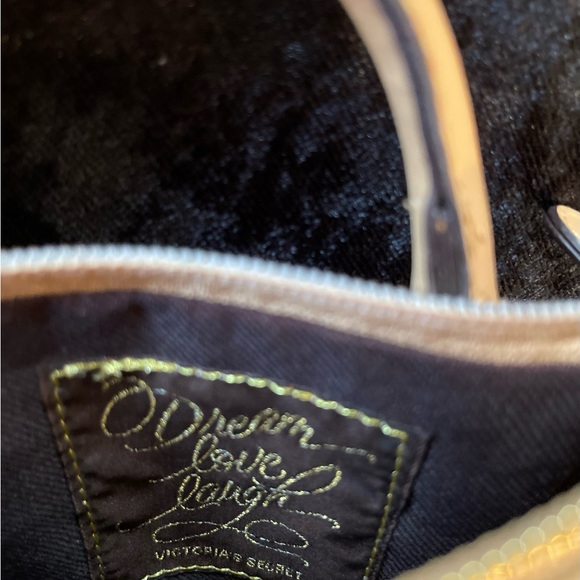 Victoria’s Secret Logo Angel Cute Leopard bag mini handbag - Picture 4 of 9